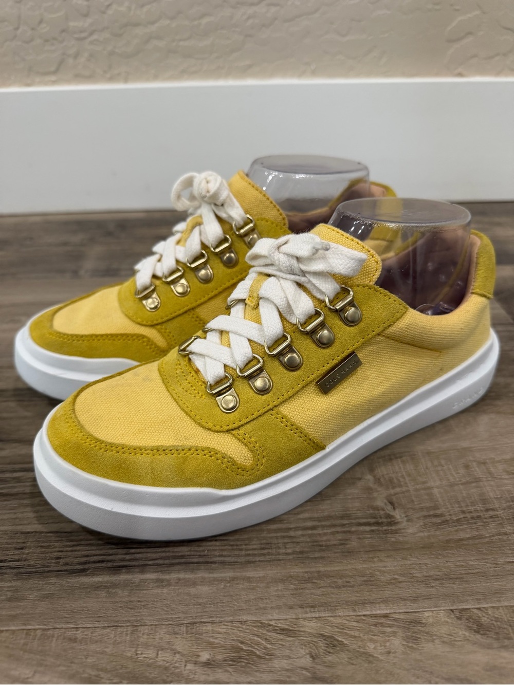 Cole Haan GrandPrø Rally Canvas Court Sneakers Yellow Suede Trim Women’s 7B